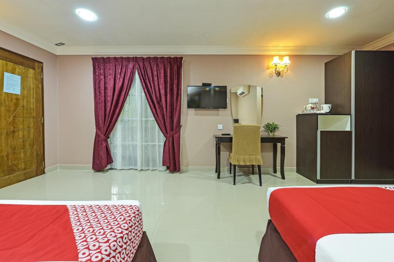Oyo 90642 Twin Mutiara Chalet & Homestay Jeli Extérieur photo