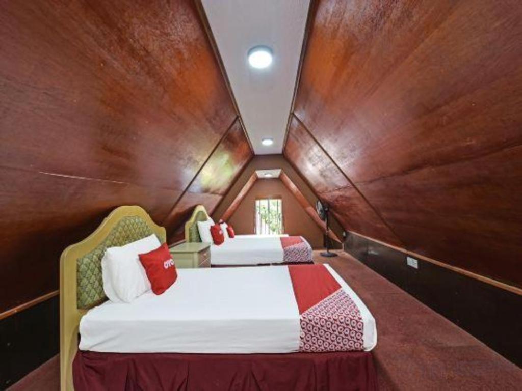 Oyo 90642 Twin Mutiara Chalet & Homestay Jeli Extérieur photo